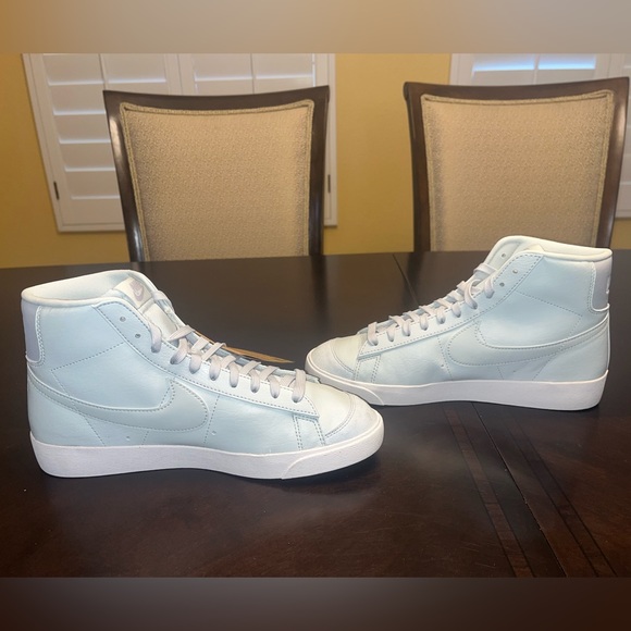 New Nike Blazer Mid 77 Barely Silver Sneaker Shoes - Picture 10 of 12